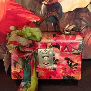 NWT Leather Patricia Nash Shoulder Bag with Scarf